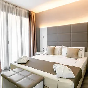 Hotel Acca Palace